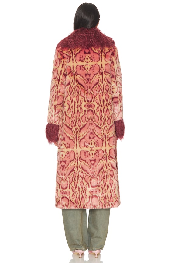 Cuvee Rose Coat