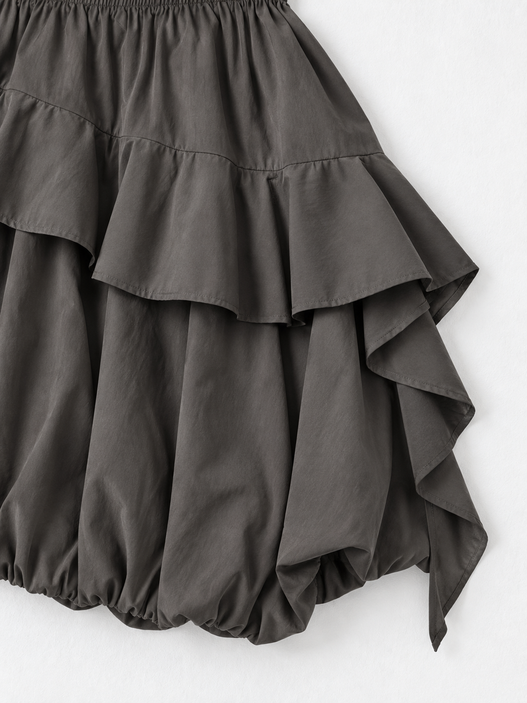 Asymmetric Ruffle Balloon Skirt