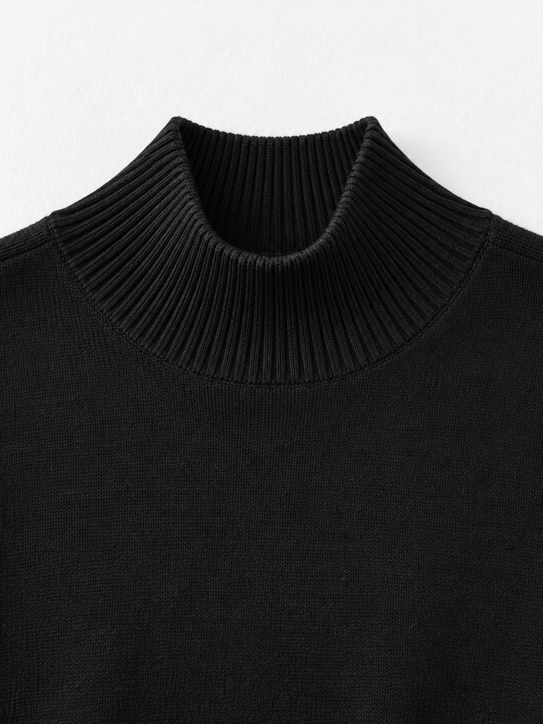 Contrast Wave-Hem Sweater