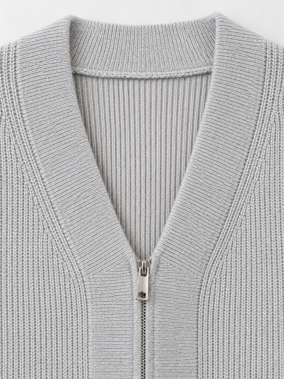 Denim-Pocket V-Neck Zip Cardigan