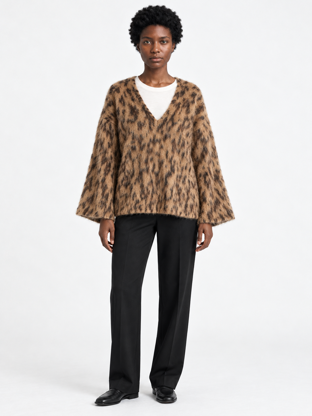 Leopard-Pattern V-Neck Sweater