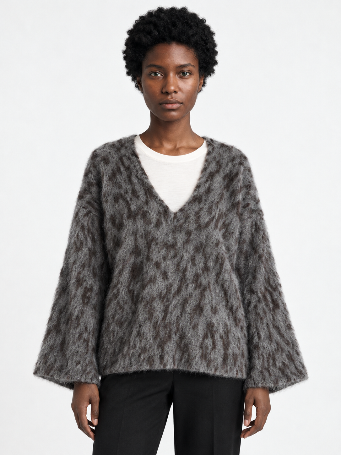 Leopard-Pattern V-Neck Sweater