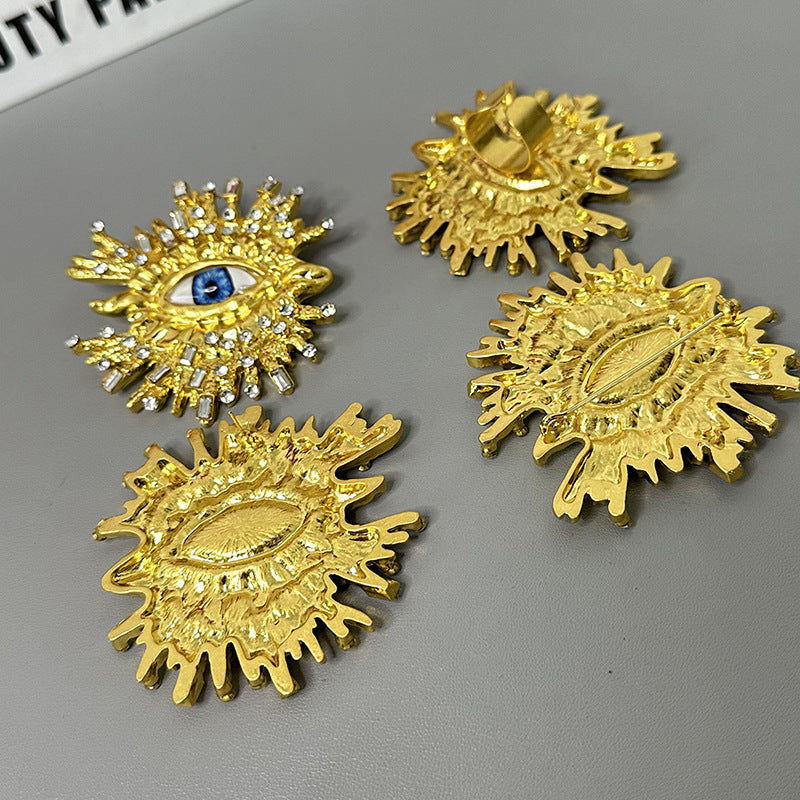 Blue Eyes Gold Plated Accessories