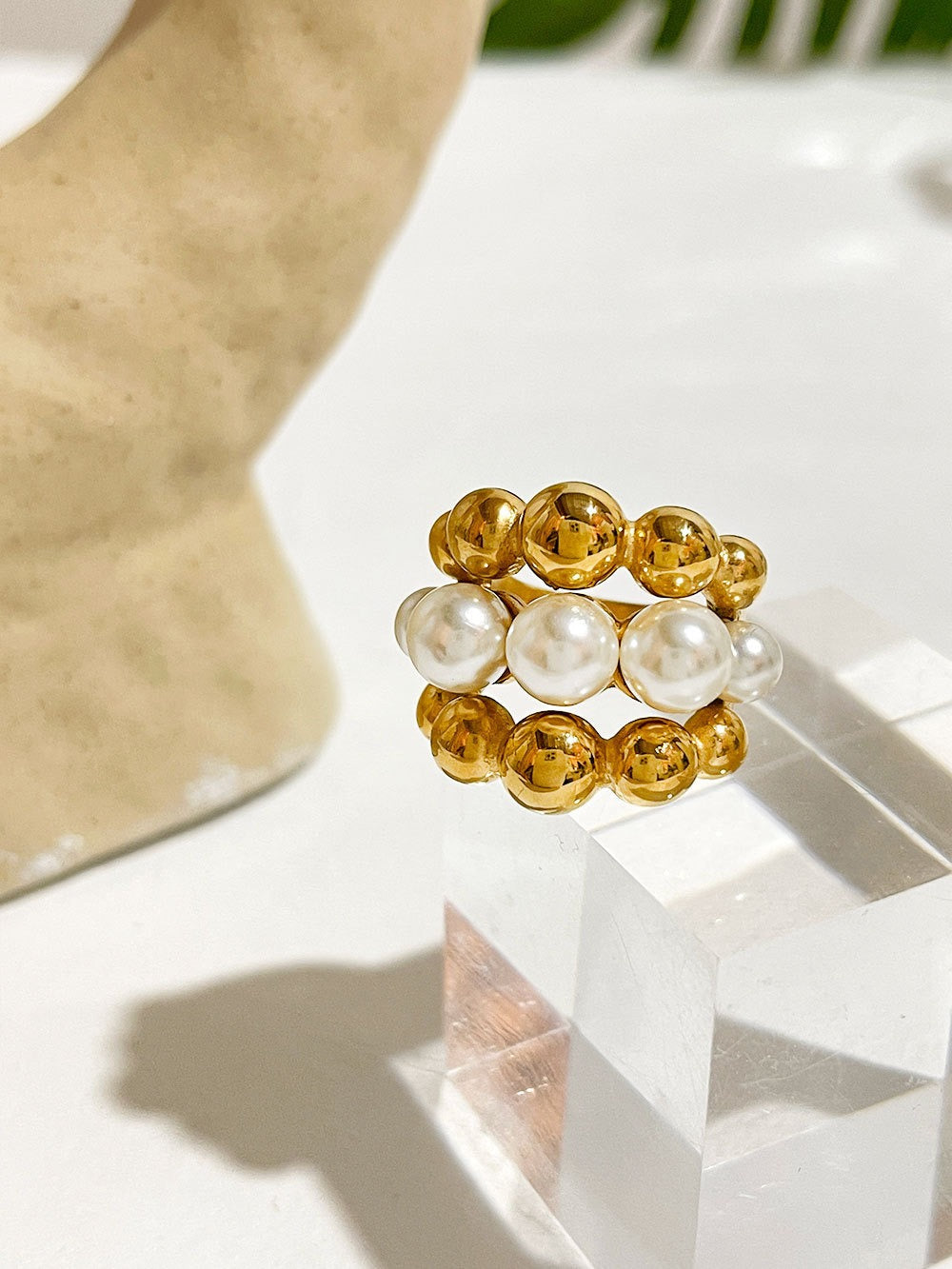 Faux Pearl Multilayer Orbs Ring