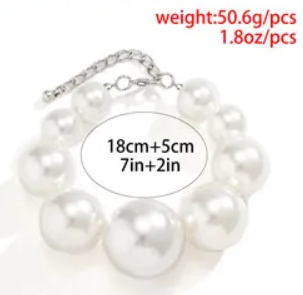 Faux Pearls Necklace/Bracelet/Earrings