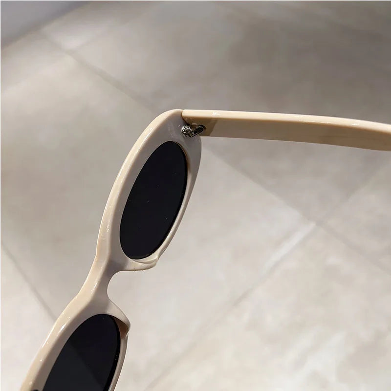 Retro Oval UV400 Sunglasses