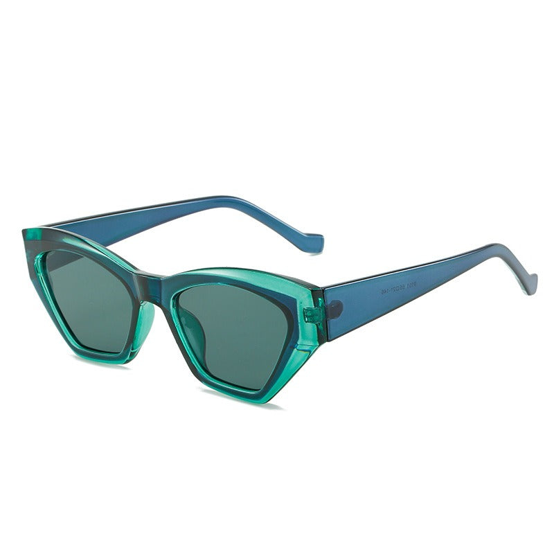 Feline Eyes Retro Sunglasses