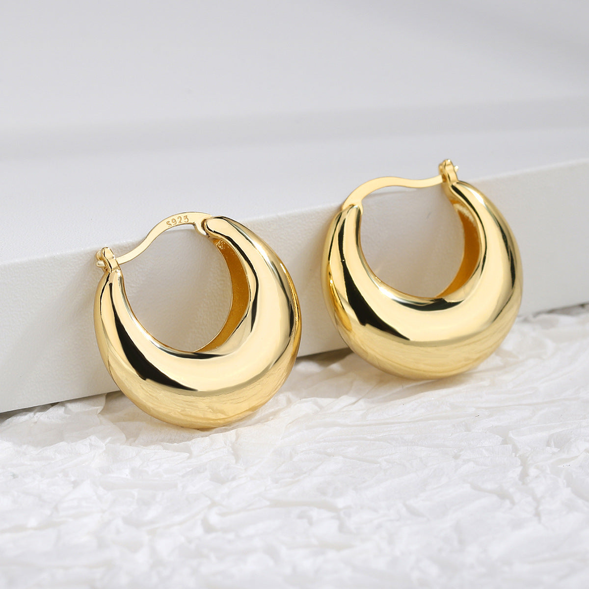 Smooth Round Hoop Earrings