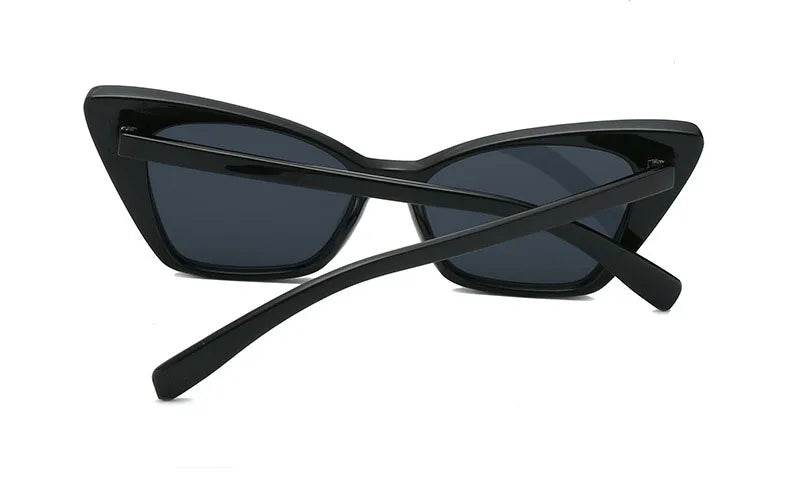 Winged Cat Eye Sunglasses