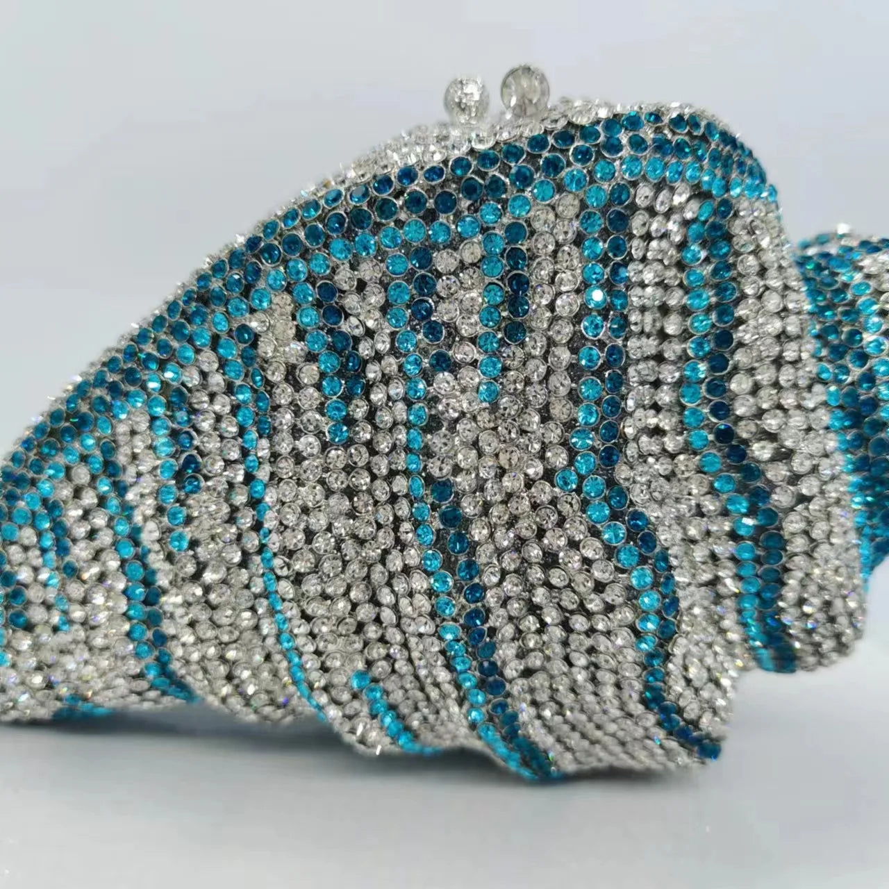 Rhinestones Conch Metal Clutch Bag