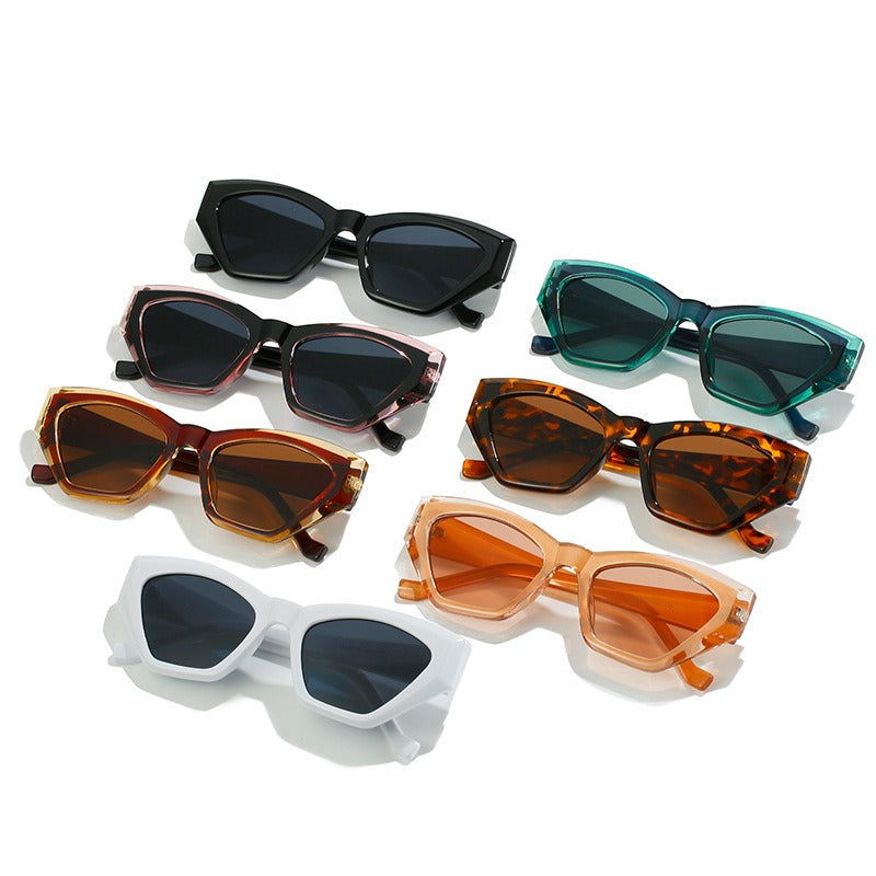 Feline Eyes Retro Sunglasses