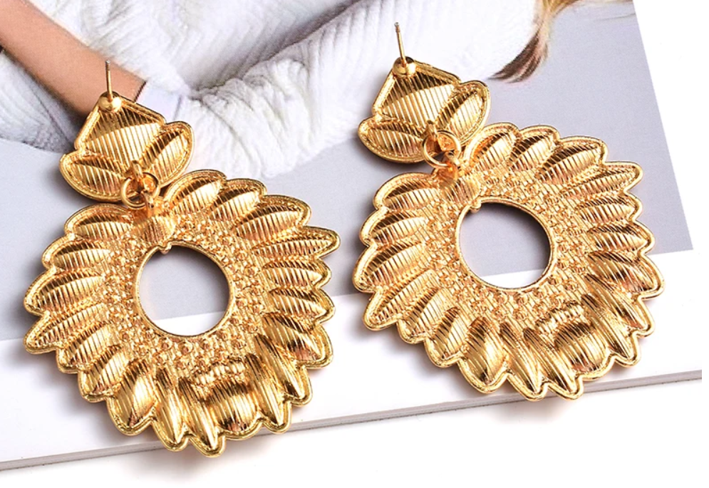 Rhinestone Wreath Drop Earrings