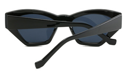 Feline Eyes Retro Sunglasses