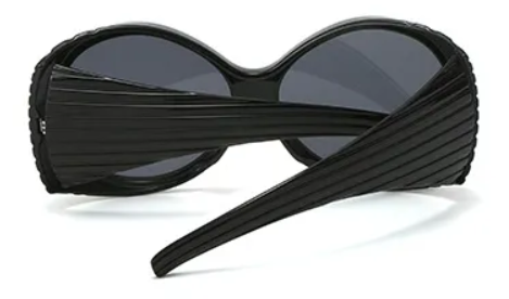 Oversized Striped Texture Temples Sunglasses