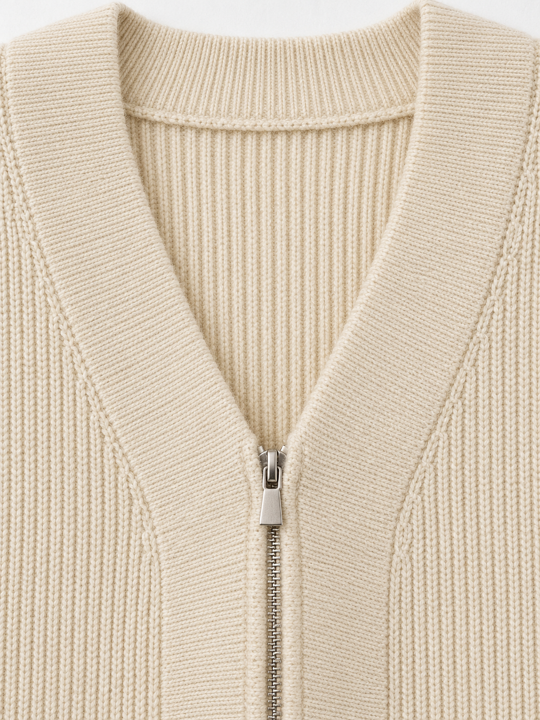 Denim-Pocket V-Neck Zip Cardigan