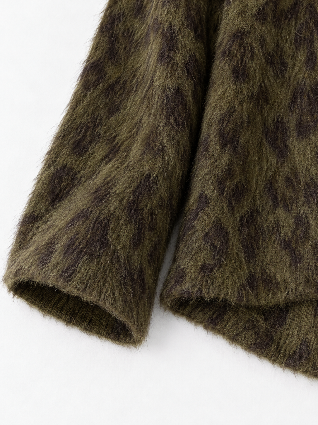 Leopard-Pattern V-Neck Sweater